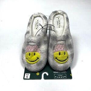 NWT Women’s Dakota Fleece Smiley Face Slippers Sz S (5/6)